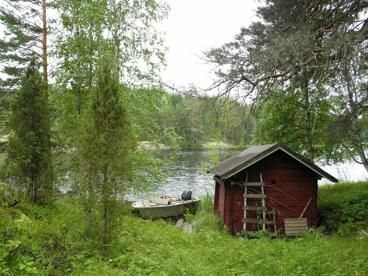 Баня речки. Лесная Хижина Финляндия. Баня на берегу реки. Баня в лесу. Баня у озера.