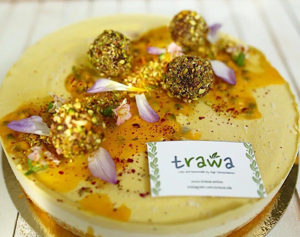 Крем маракуйя. Медовик манго маракуйя. торт маракуйя rawcake. торт вкусвилл маракуйя. торт карамель маракуйя.