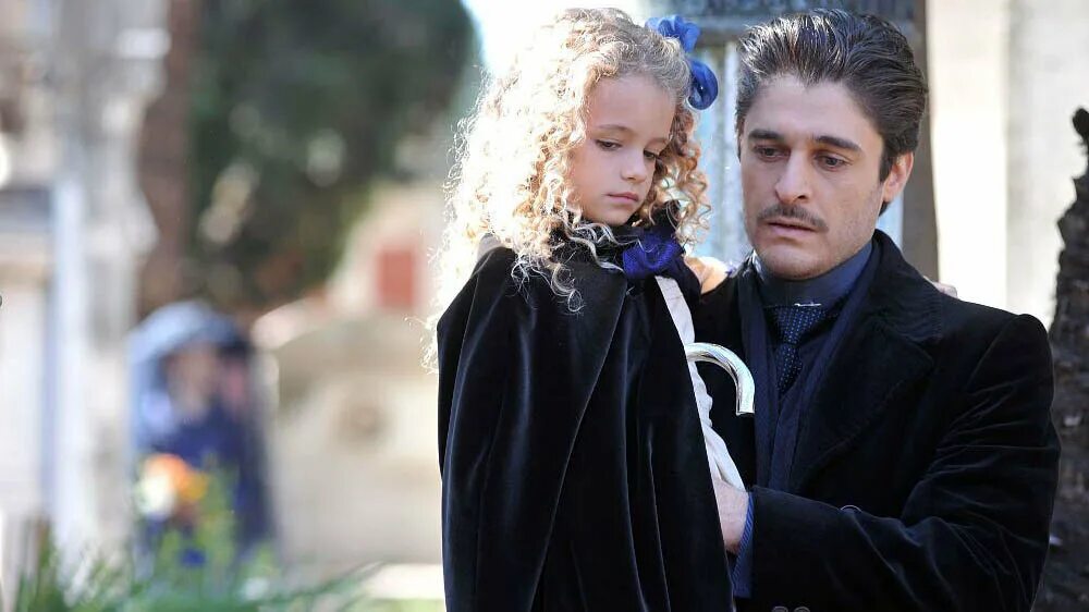 Лино гуанчале дама под вуалью. Лино гуанчале и мириам леоне. Лино гуанчале. La dama velata сериал. Дама под вуалью сериал гвидо.