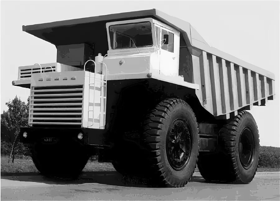Белаз история. Белаз 549. белаз 7519. белаз 549 - 75 тонн. белаз 549 фото.