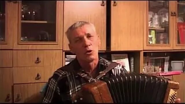 Песня осока над рекой калина спелая слушать. Песня осока над рекой калина спелая. Песня осока над рекой калина спелая слушать. За рекой калина спелая. Песня не будите журавли вдов.