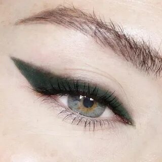 Зеленая подводка