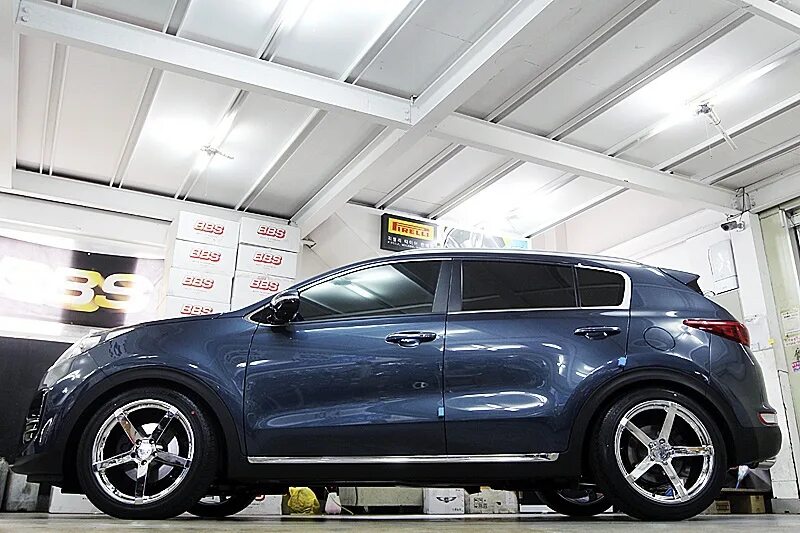 Литые диски на спортейдж 4. Sportage 4 r19. Литые диски на спортейдж 4. Спортейдж 4. Спортейдж 4 на 19 дисках.