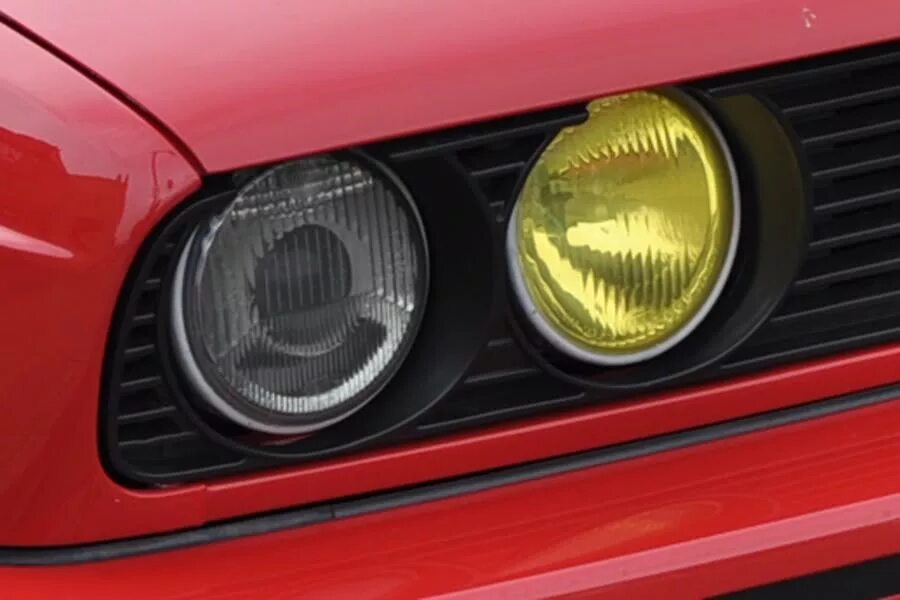 Хеллов фары. Bmw e30 hella yellow. фары bmw e30 hella. хелла моретте для ваз 2108. bmw e30 заглушки фар хелла.
