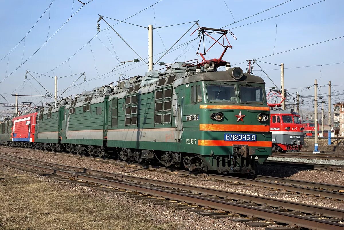 Локомотив вл80р. Электровоз 1,5вл80. Вл80 электровоз. Вл80в 1130. Электровоз вл80р