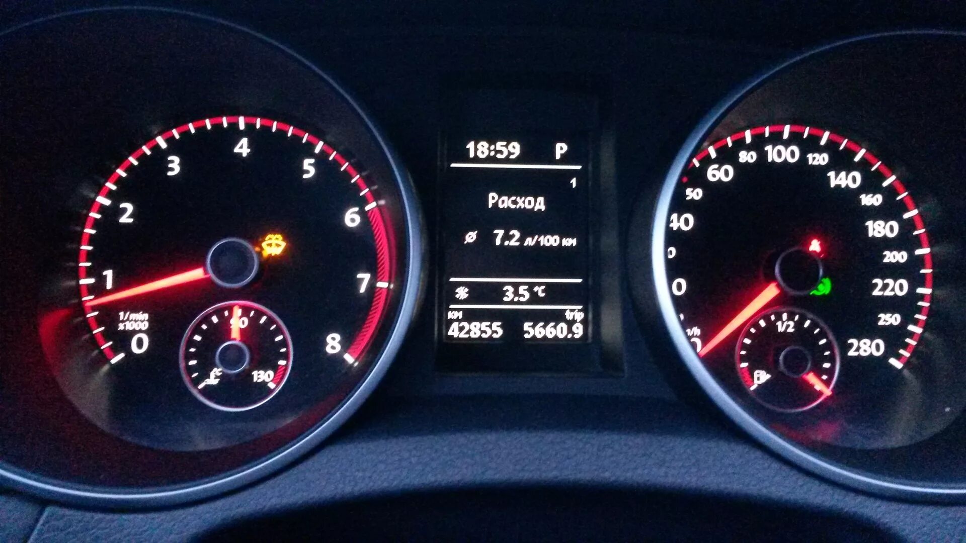 Ошибка давления масла. Vw golf 6 gti лампочка давления масла. бортовой компьютер гольф 6. датчик давления масла volkswagen golf gti 6. vw golf 6 gti cbzz лампочка давления масла.