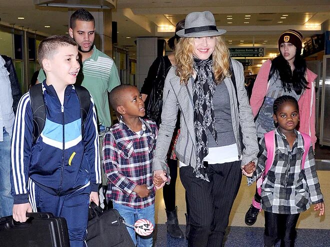 New biography about Madonna reveals how she got iconic 'royal' nickname - Mirror