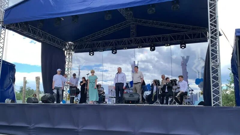 День среднеуральска. Праздник парк город. День города среднеуральск. День среднеуральска. Среднеуральск день города 2023 год.