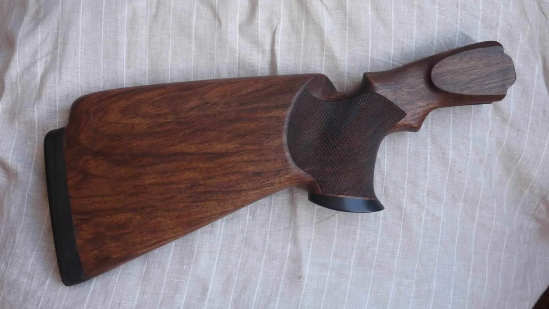 Индивидуальная ложа. Иж-16 приклад и цевье. Ложе для соболь 22lr. Ложе орех мц 20-01. Приклад на беретта пластик.