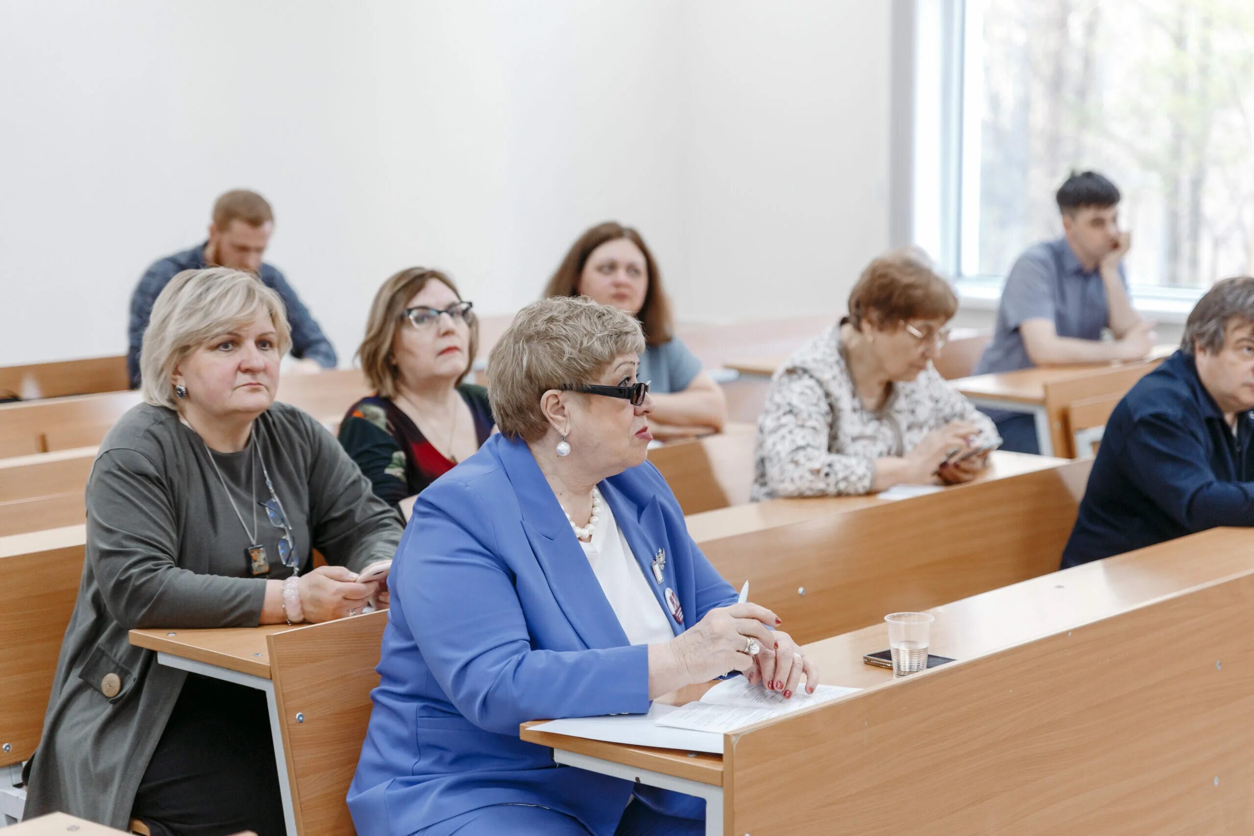 Переобучение в центре занятости. Профессиональное обучение граждан. Образование граждан. Переподготовка безработных.