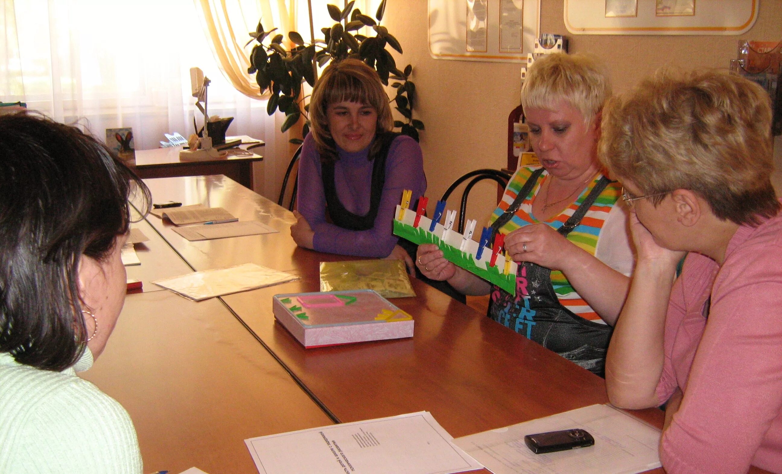 Зеленова римма ивановна заведующая детсадом. Детский сад 41 заведующая. Лариса агзамовна. Ротова рамзия агзамовна нижневартовск. Заведующая детским садом 172 тюмень.