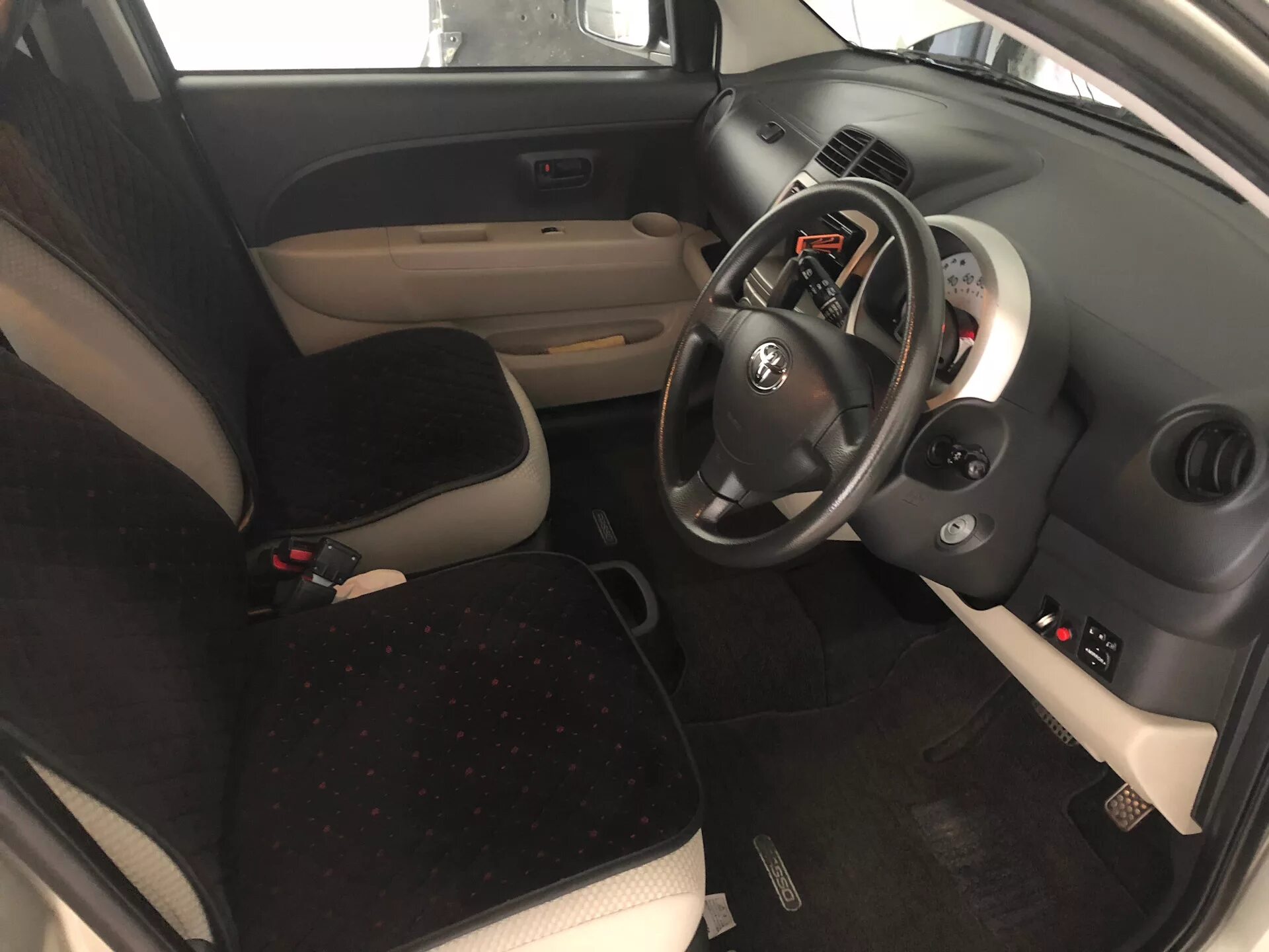 2010 TOYOTA PASSO Ref No.0120683519 Used Cars for Sale PicknBuy24.com