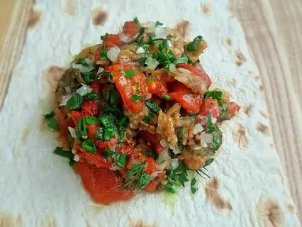 Хоровац салат из печеных овощей