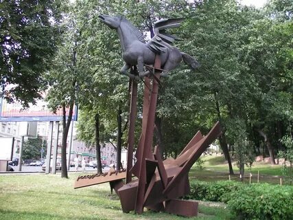 Кто его автор памятник