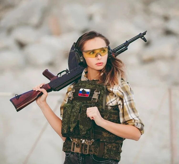 Девочка ака