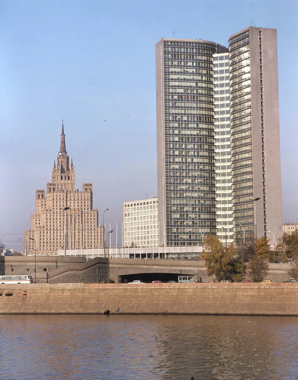 Здание сев. Сэв новый арбат. здание сэв в москве. здание сэв посохин. здание сэв на новом арбате.