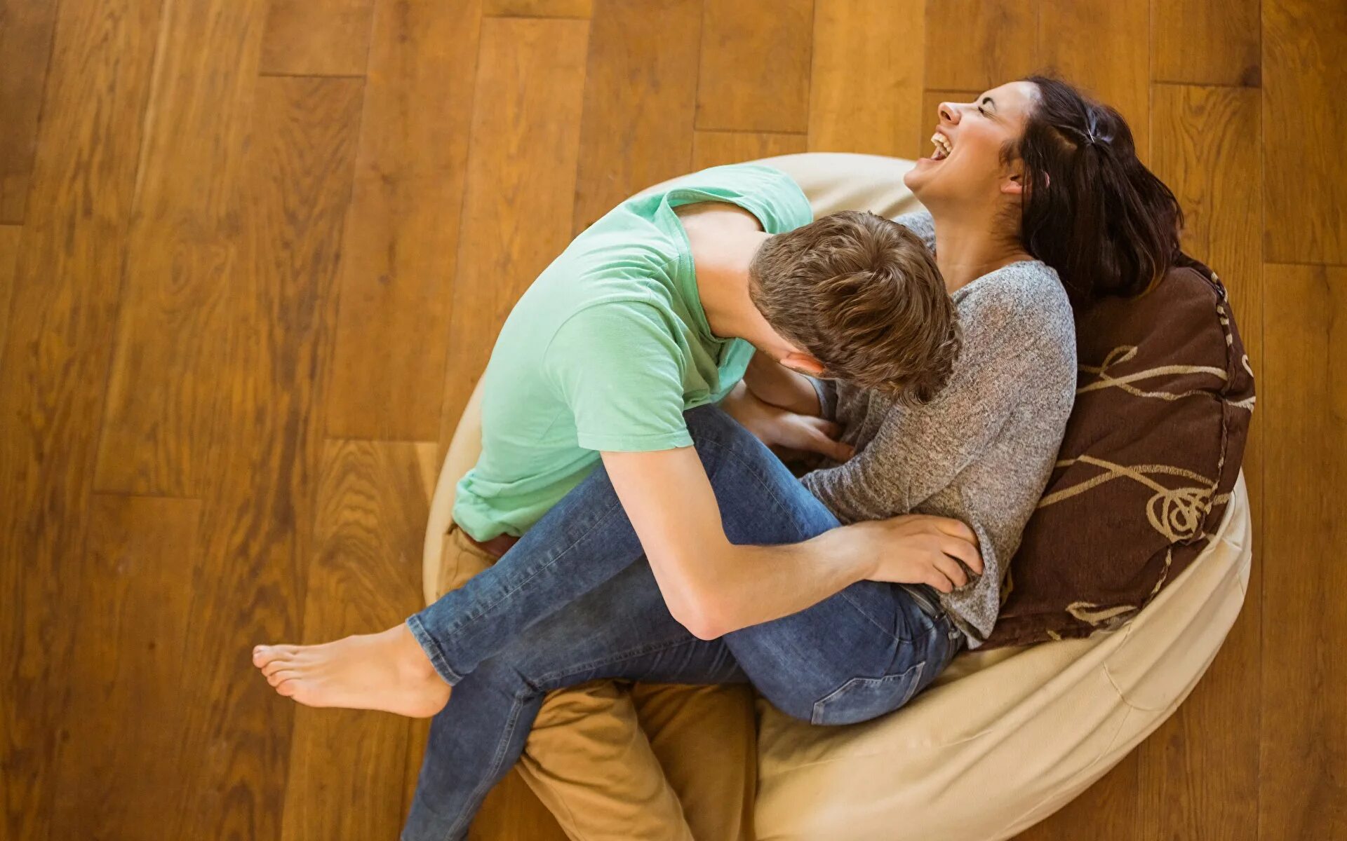 Щекотка аниме хвост феи. Щекотка пяток аниме. Щекотать аниме. Tickle kuri русская версия. Игра tickling anime.