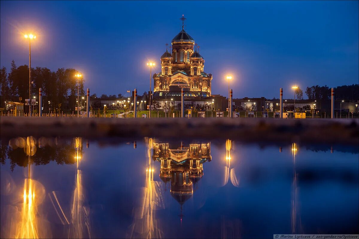 Челябинск храм ночью. Чернигов храм вечер. Кострома храм ночью. Храм Минобороны в Москве ночью.