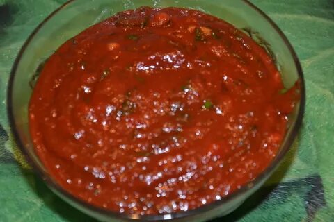 Томатный соус с кинзой
