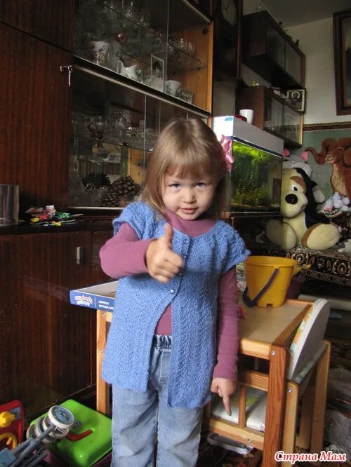 Связанные женщины и дети. Связал дочь. Что связать доченьке 7 лет фото. Хобби для мамы и дочки подростка. Связал сестренку.