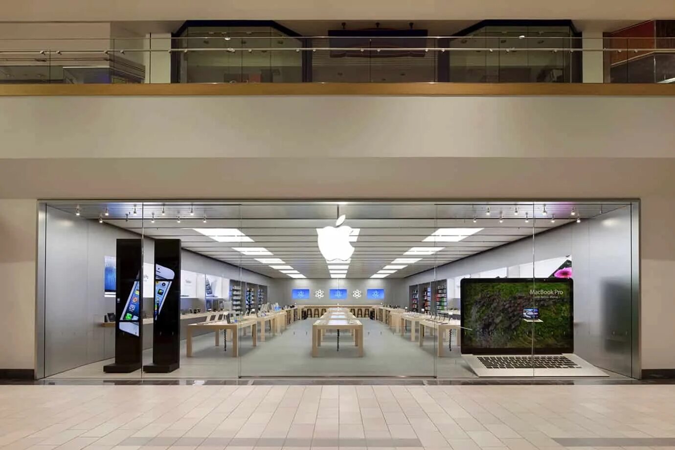 Apple store в нижнем новгороде. Apple store 2005. apple store california. apple store 2007. магазин apple калифорния.