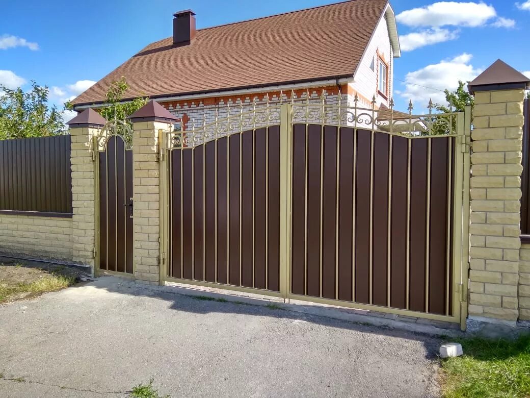 ворота распашные с калиткой. распашные ворота doorhan. кованые ворота с калиткой в село бураева. Doorhan ворота электрические. ворота распашные.