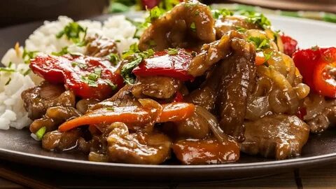 Свинина тушеная с рисом