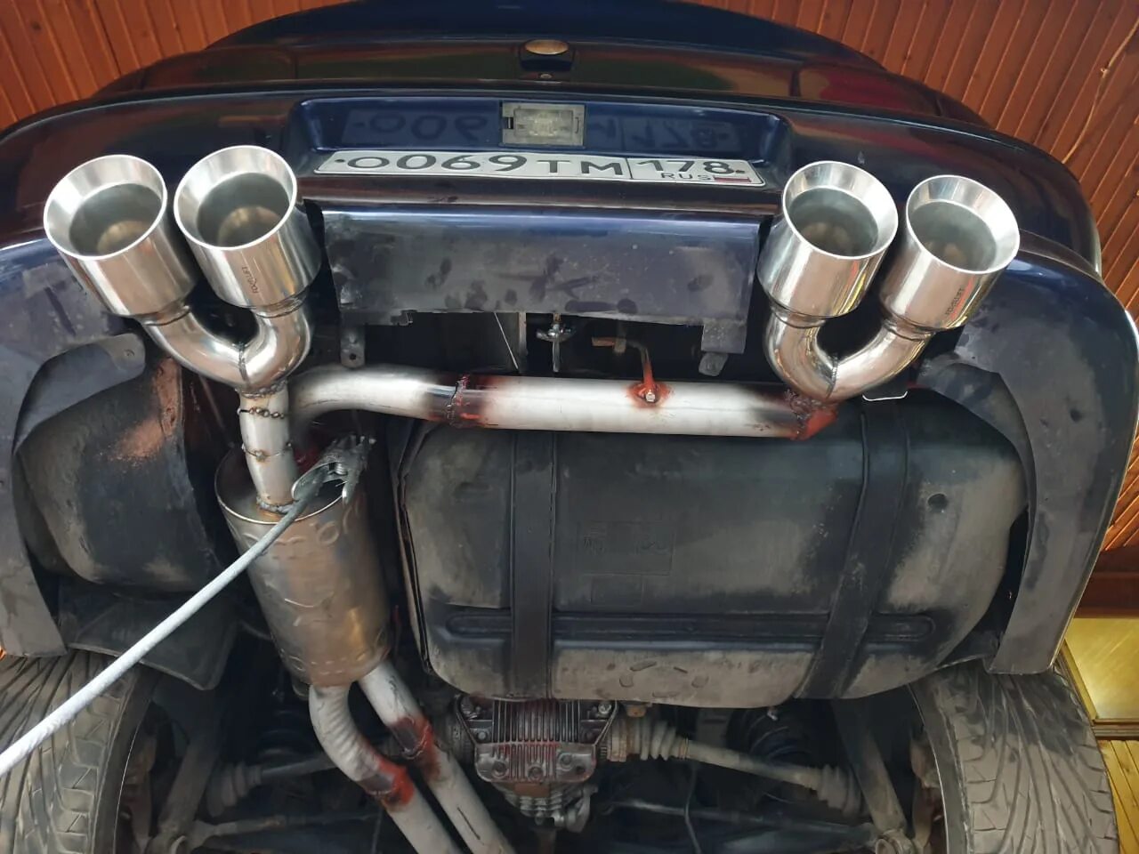 Труба завода с дымом. Дымовая труба. Арии на магистральных трубопроводах. Глушитель газ 21 волга. Польше балтийского газопровода (baltic pipe.