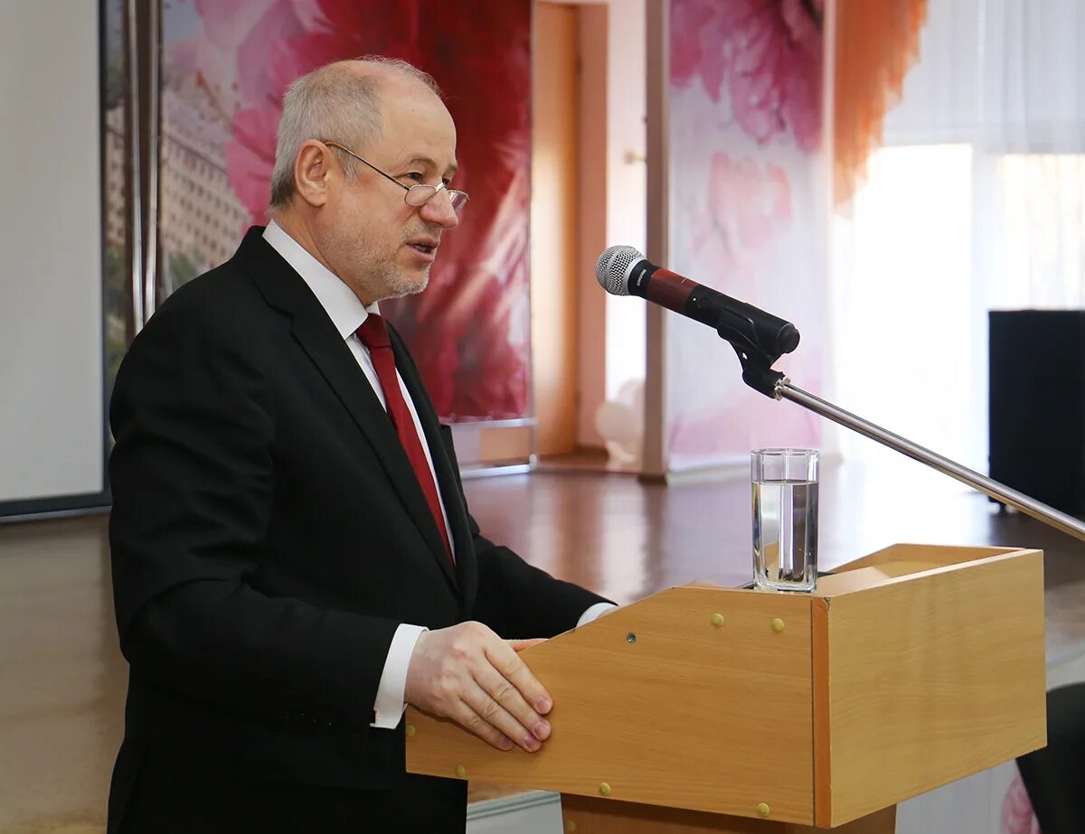 Ректор тогу. Сергей иванченко тогу. иванченко сергей николаевич тогу. иванченко сергей николаевич ректор.