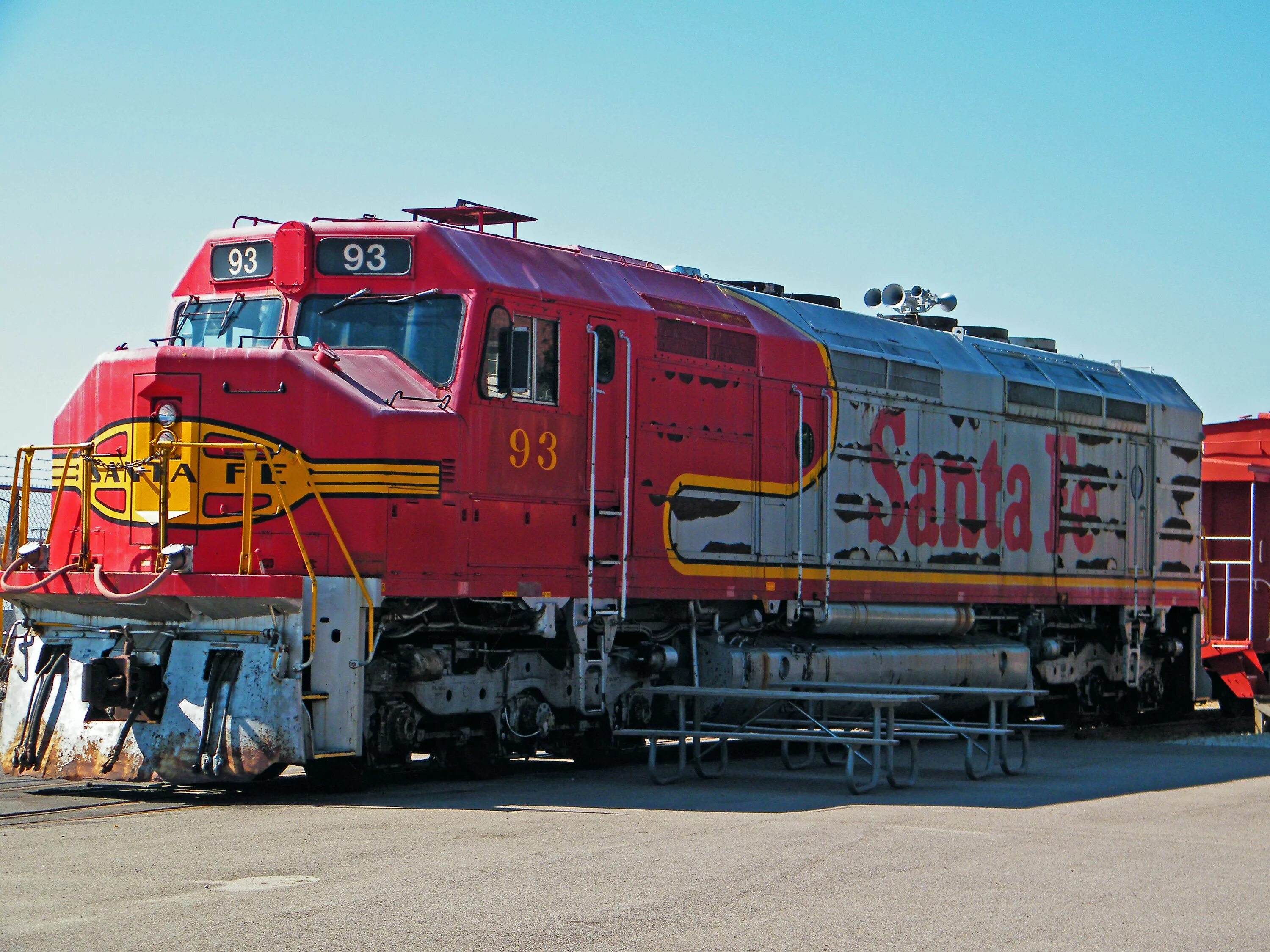 Найти тепловоз. Diesel locomotive rf615e. emd fp45. diesel electric locomotive. тепловоз локомотив.