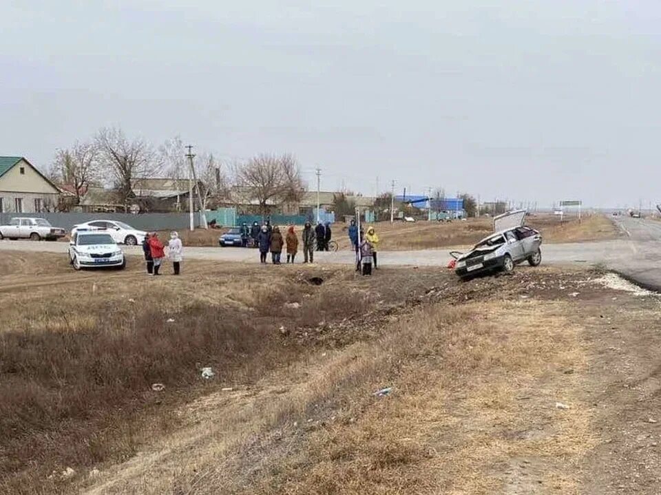 Погода в ровенской области на неделю. Кочетное Ровенского района Саратовской области. Село Кочетное Саратовская Ровенского района. Авария Дергачи Саратовская область. ДТП В Дергачах Саратовская область.