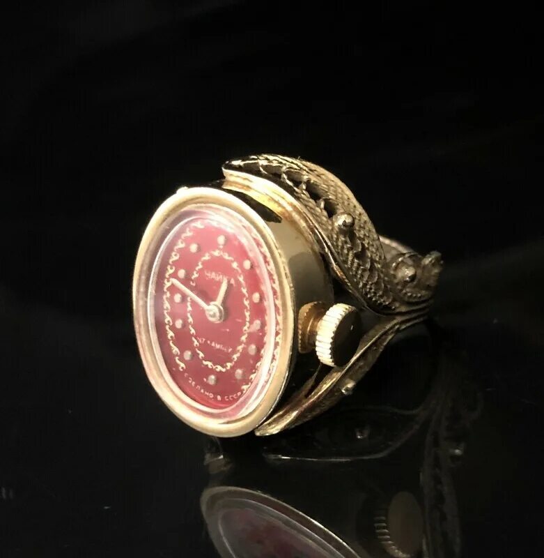 Ring clock