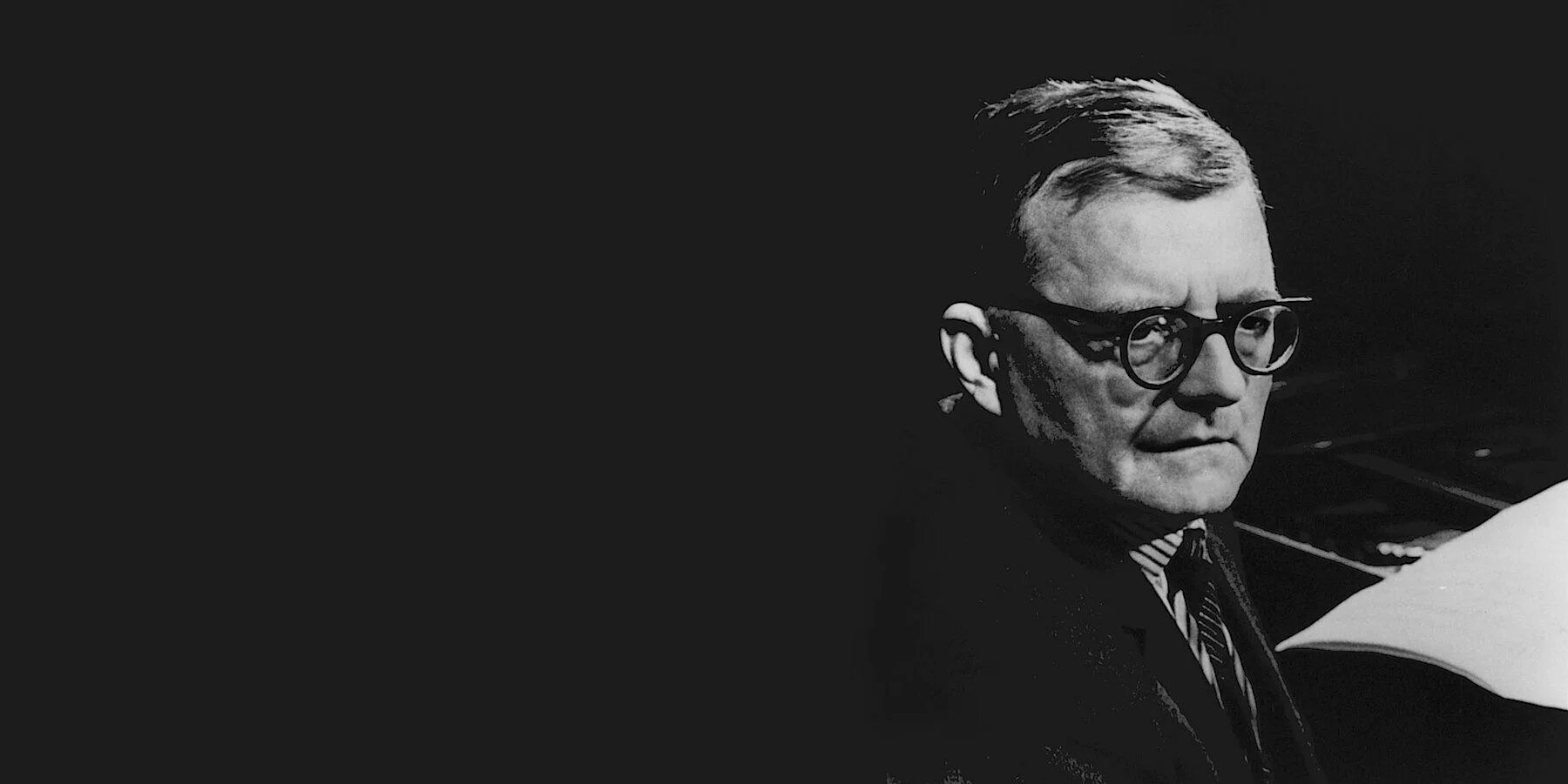 Дмитрия шостаковича 10. Шостакович композитор. портрет дмитрия шостаковича композитора. шостакович фото композитора.
