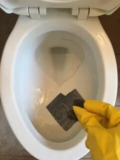 Отмыть грязный унитаз