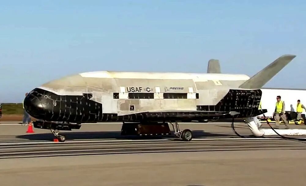 Беспилотник США X-37b. Космоплан x-37b. Орбитальный самолёт x-37b. X-37 Orbital Test vehicle. X 37 x 8 1 0