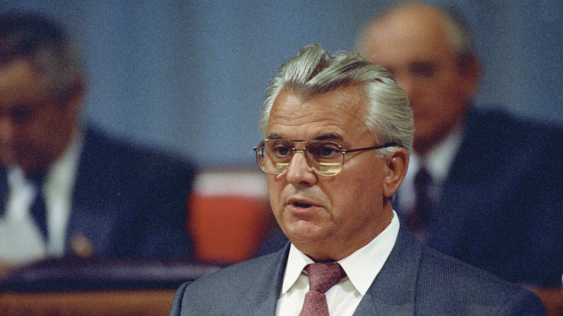 Кравчук 1991 году. Леонид кравчук. Джордж буш в киеве 1991. Леонид кравчук 1991. Кравчук 1991 году.