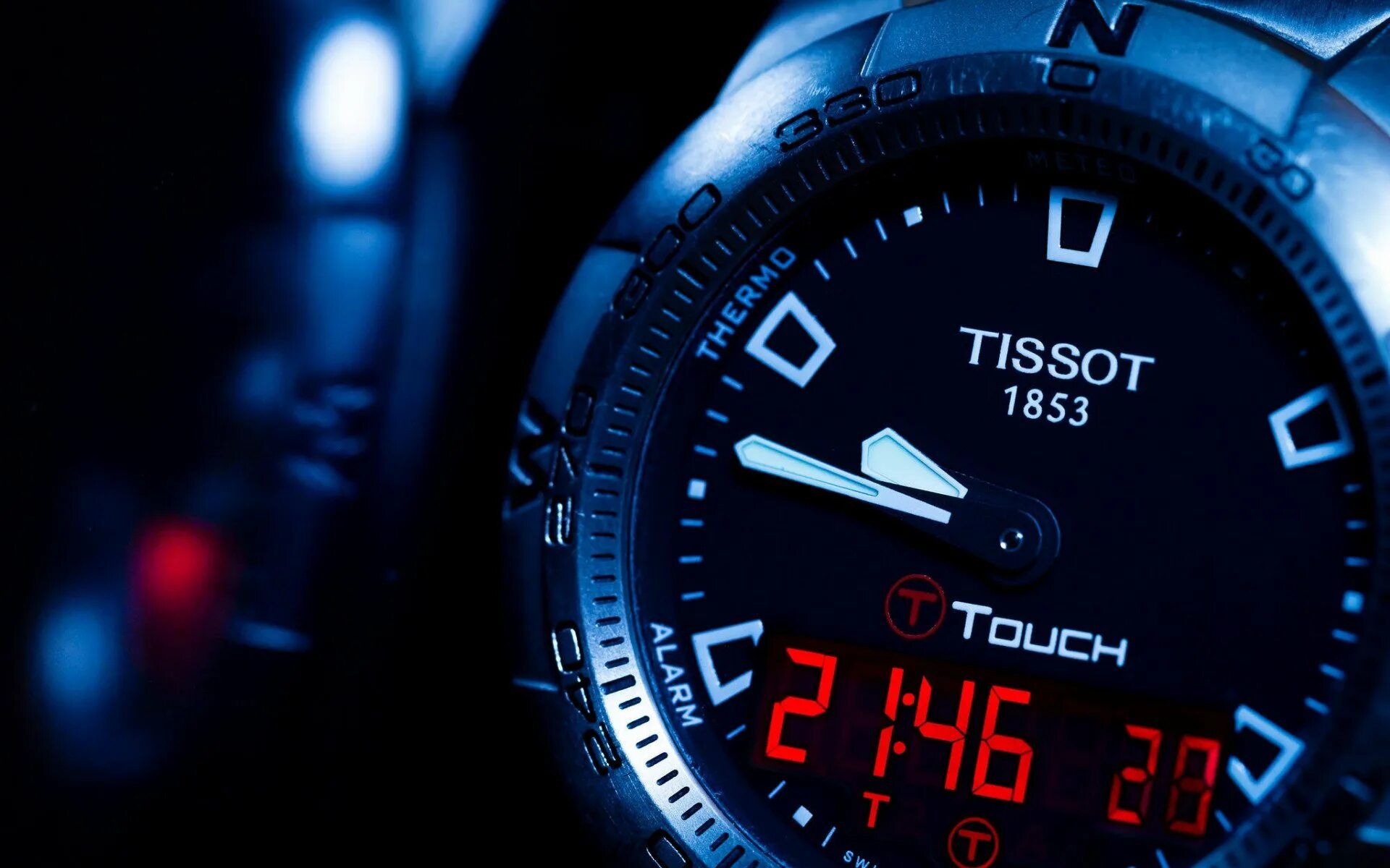 Tissot watches. Часы Tissot 4k. Часы фон. Заставка на часы. За 7 часов 3д