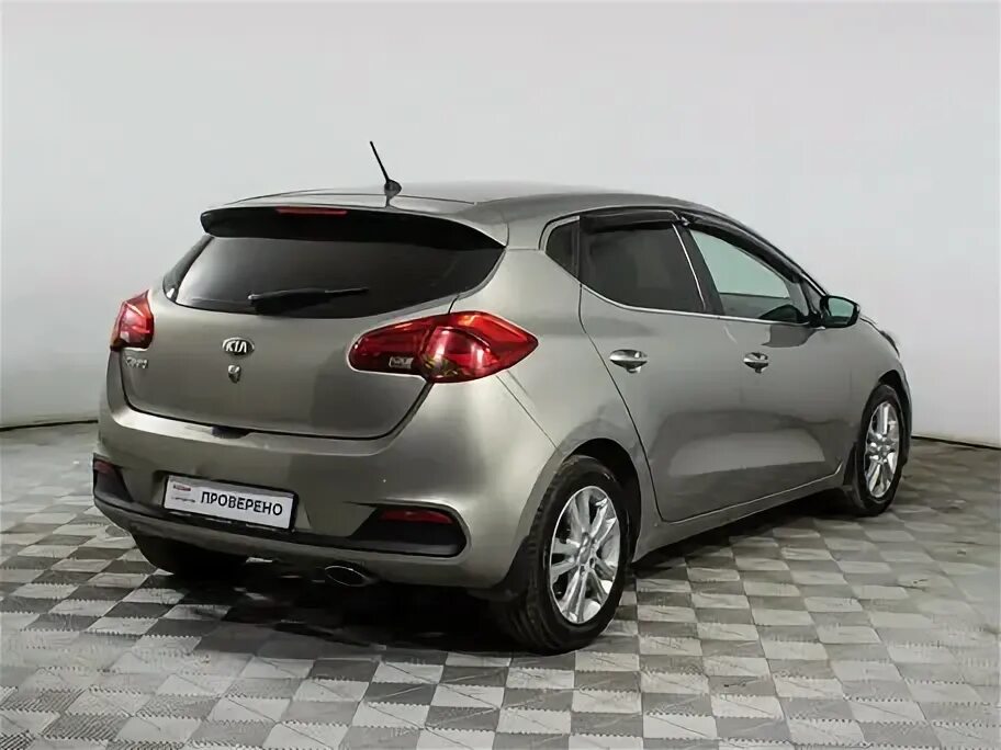Купить б/у Kia Ceed II 1.6 AT (129 л.с.) бензин автомат в Санкт-Петербурге: серы