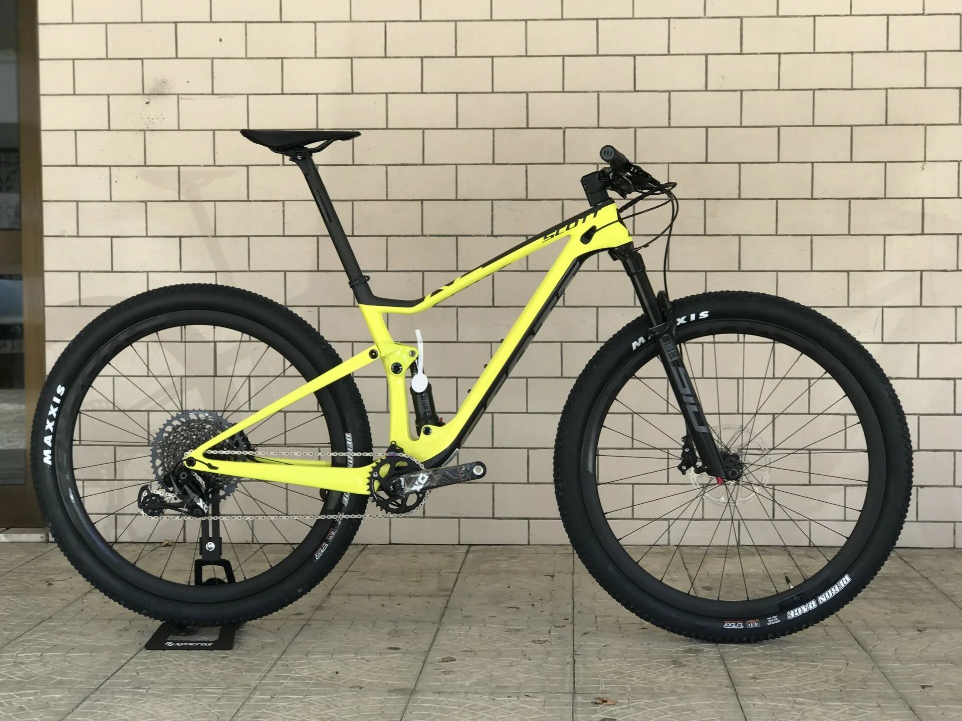 Spark 900. Scott spark rc 900. scott spark rc pro. scott spark rc 2025. scott spark 2025.