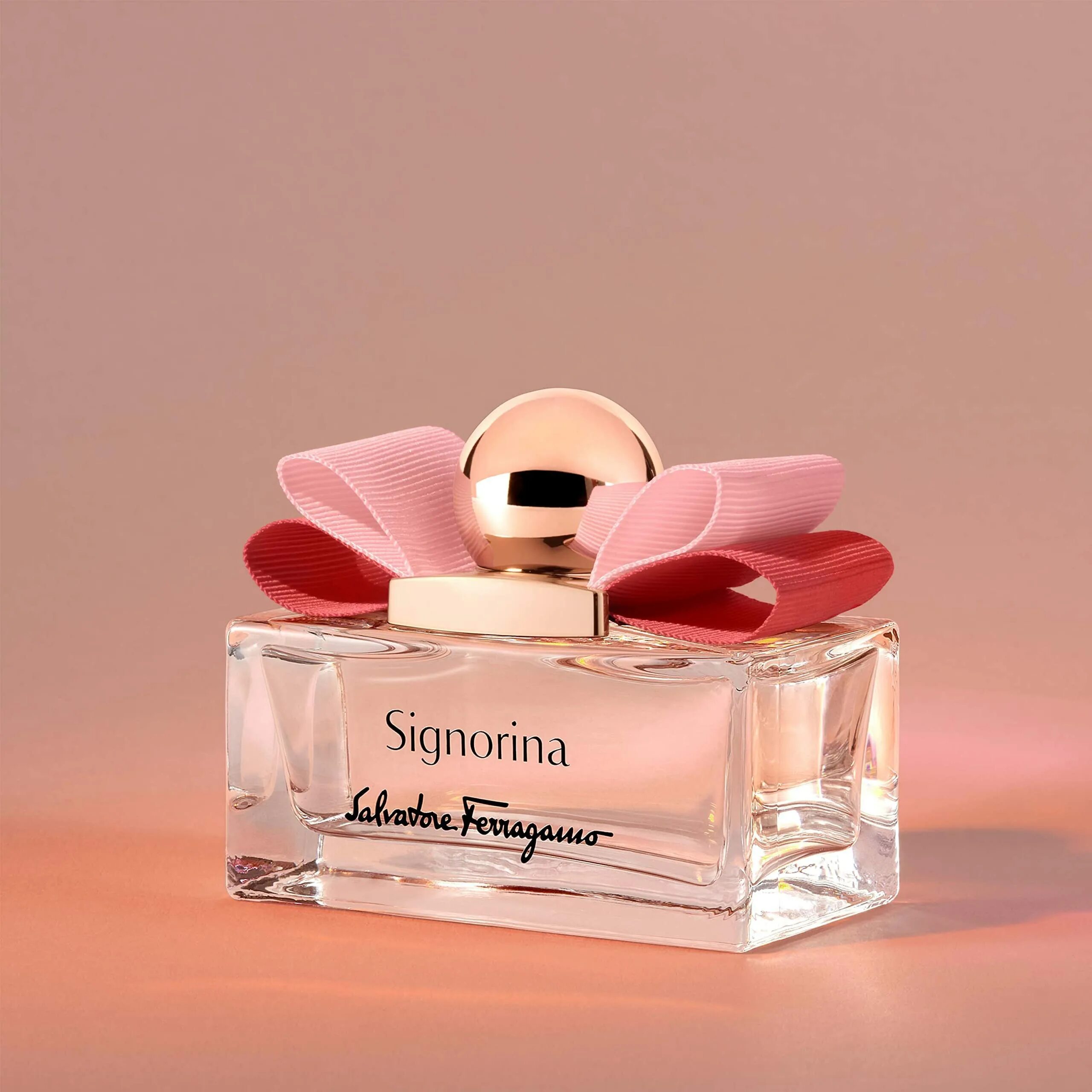 Духи salvatore ferragamo женские signorina. Signorina salvatore ferragamo 100. Духи signorina salvatore. Signorina летуаль. Духи salvatore ferragamo signorina.