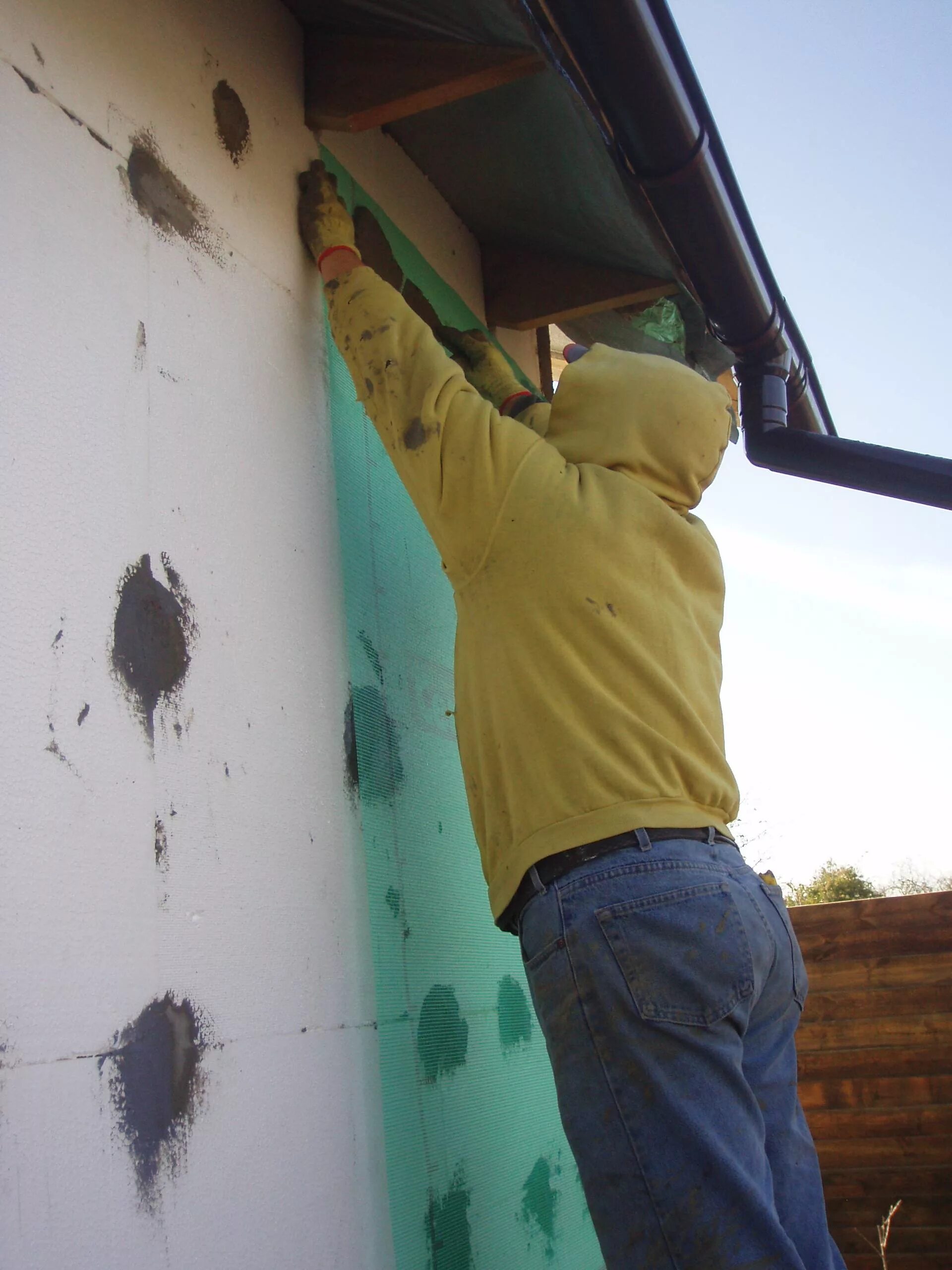 дом утепленный пенопластом. теплоизоляция фасада penoplasta. дом утепленный пенопластом. утепление дома пенопластом под штукатурку. утепление дома пенопластом под штукатурку.