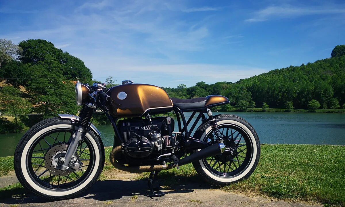 BMW r80. БМВ r80 Cafe Racer. BMW r80 Cafe Racer Custom. Мотоцикл BMW Cafe Racer.