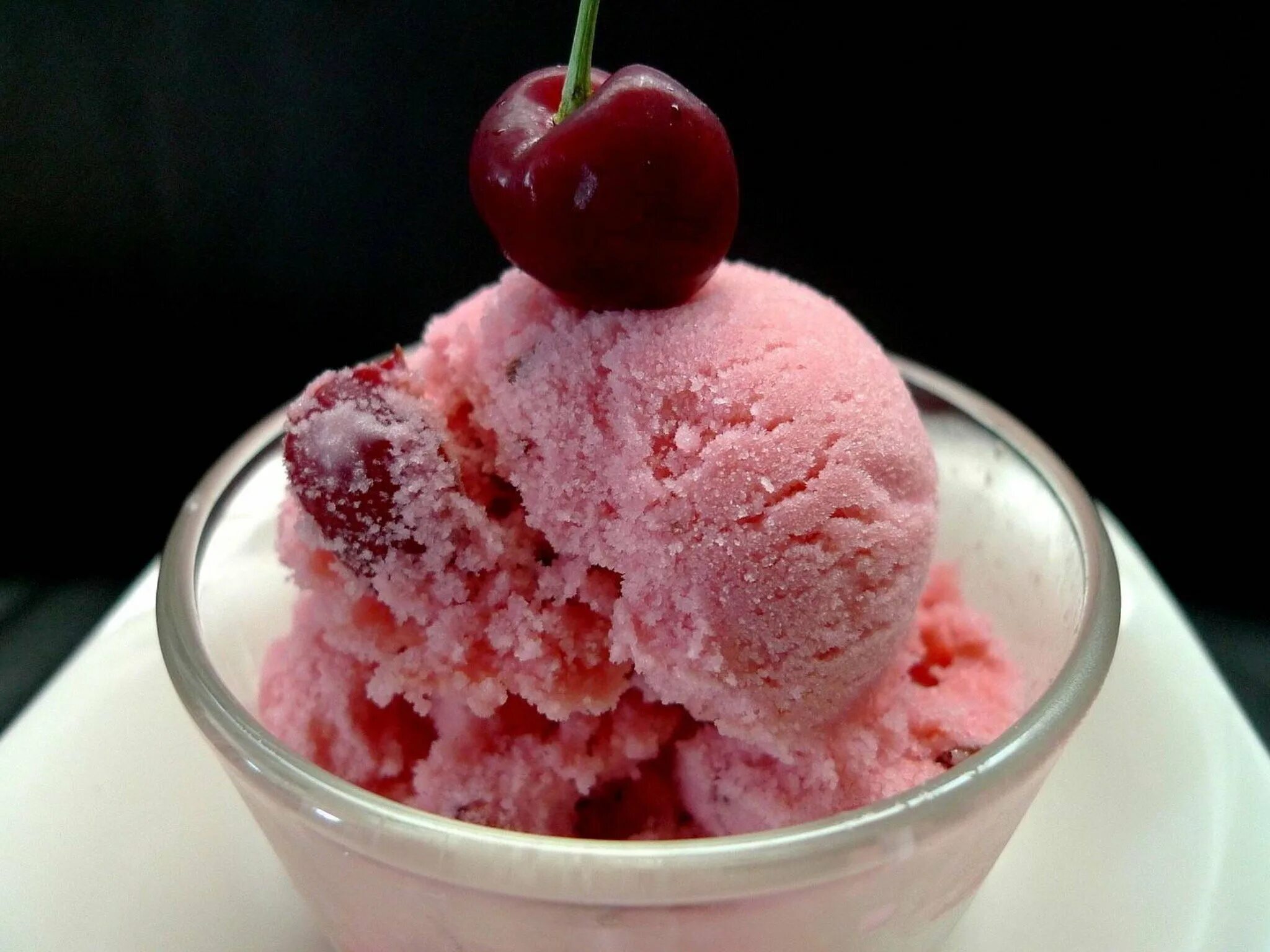 Мороженки 1. Джелато с вишней. Мороженое. Плодово Ягодное мороженое. Розовая мороженка.