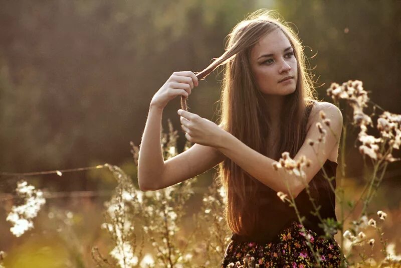 Для роста волос для девушек. Длинные волосы сила. Длинные здоровые красивые волосы. Сила волос женщины. Золотистые волосы у девушек.