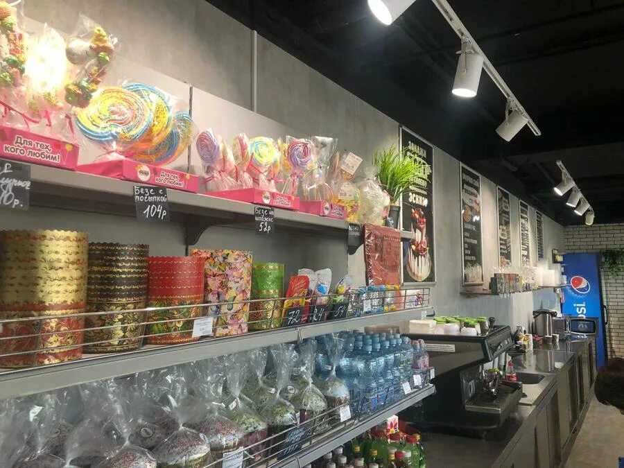 Улица лычманова астрахань. Астрахань магазин тан. Строительный магазин, астрахань, улица адмирала нахимова. Работа в магазине астрахань. Трусовский районный ночные магазины.