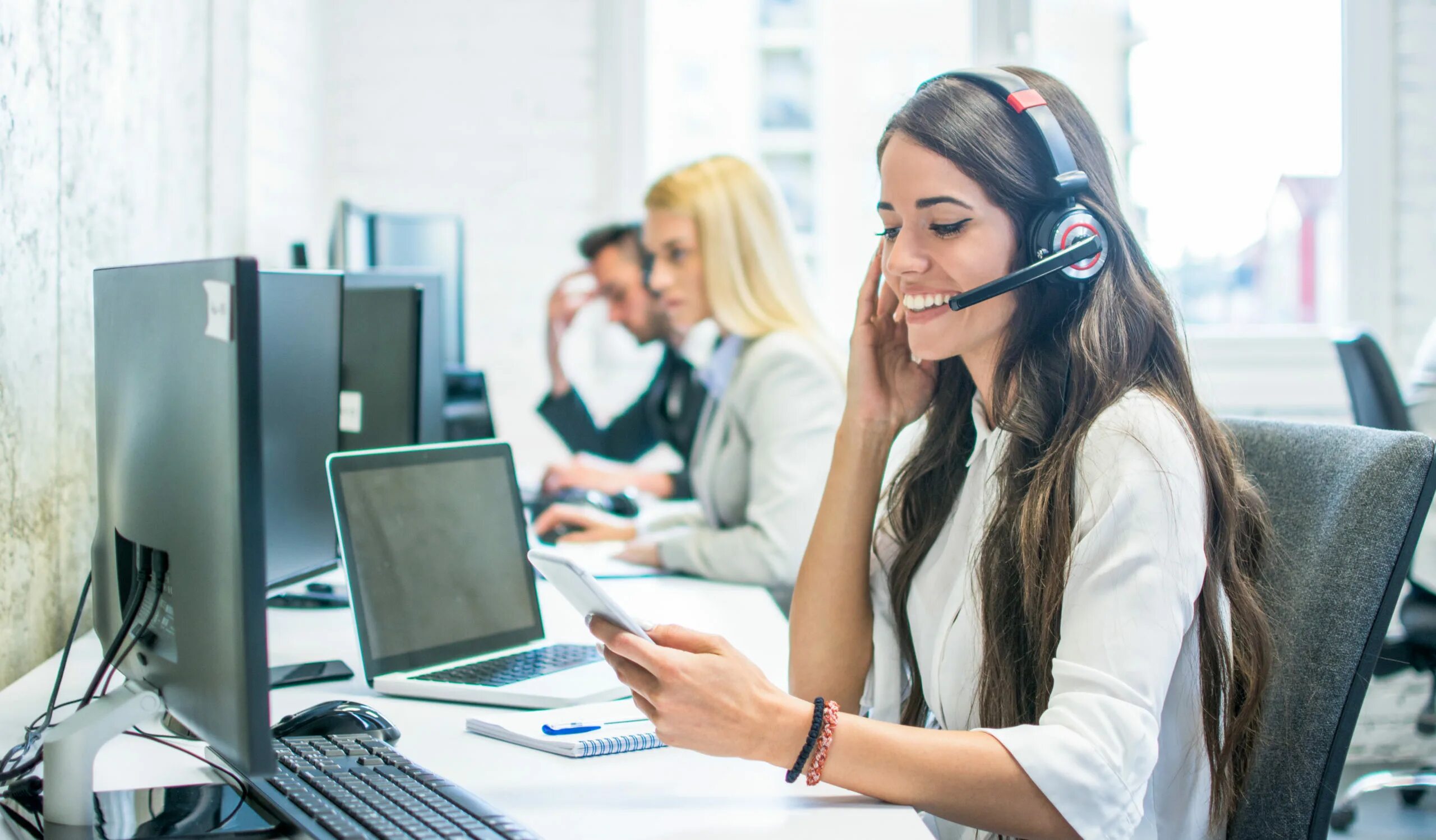 Contact customer support for assistance перевод