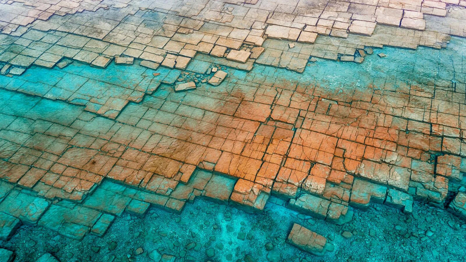 Water brick. Кирпич в воде. Допотопный кирпич. Hand-molded brick clay. Water brick.