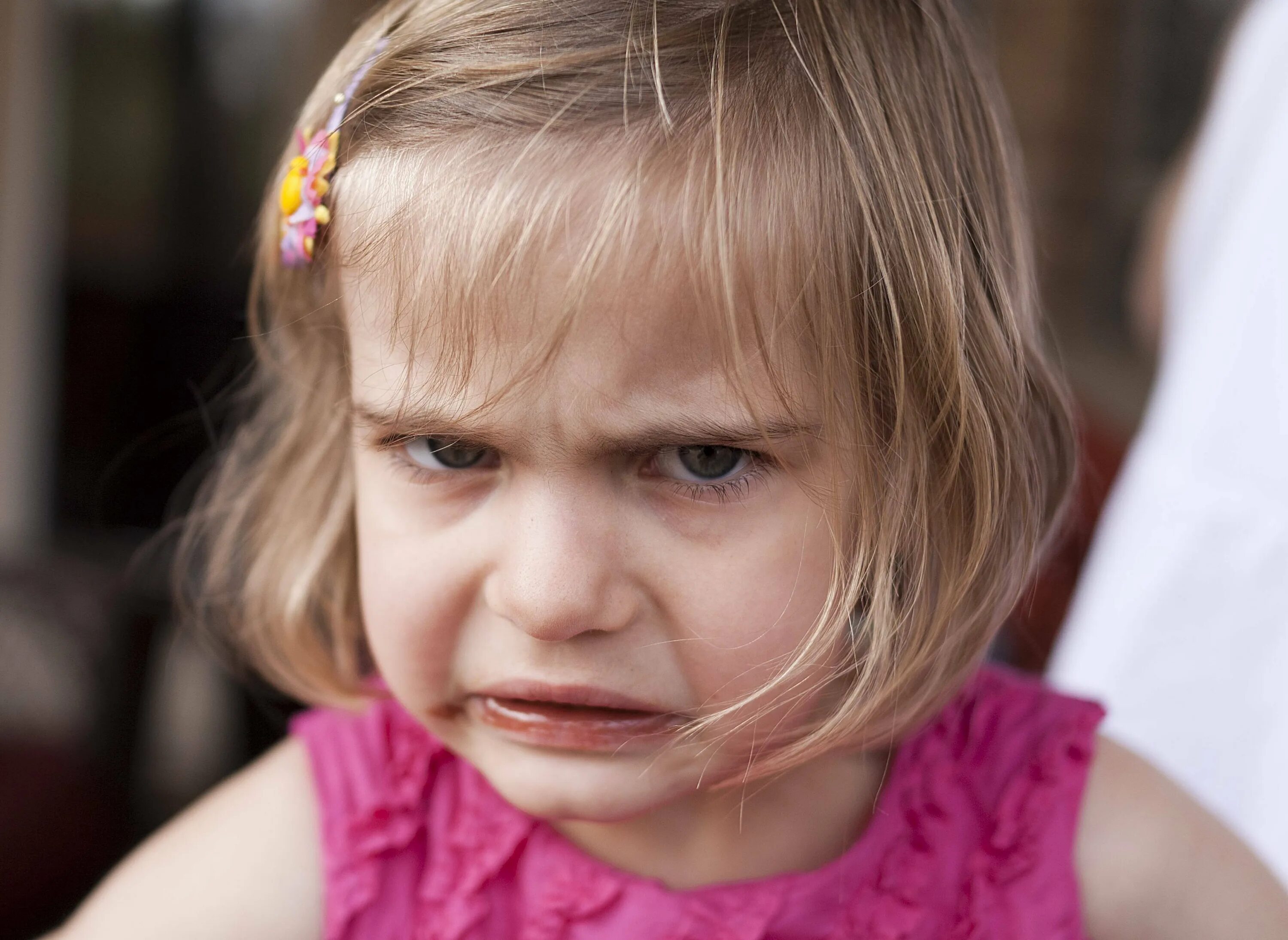 Про злую девочку. Вредная девочка. Злая маленькая девочка. Злые маленькие девочки. Злая девочка прикол.