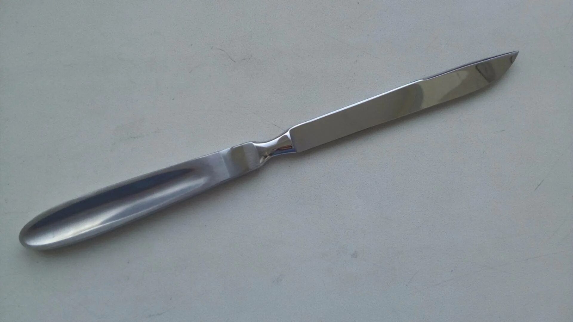 Скальпели и ампутационные ножи. Нож ампутационный Листера. Нож высокочастотный скальпель 283020. Нож ветеринарный резекционный брюшистый.