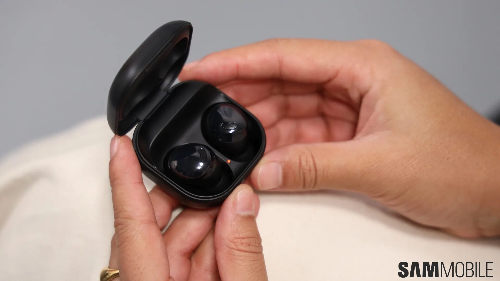 Galaxy buds pro sm-r190. Наушники true wireless samsung galaxy buds pro black (sm-r190nzkacis). Наушники galaxy buds pro. Samsung galaxy buds pro фиолетовый. Samsung galaxy buds pro violet.